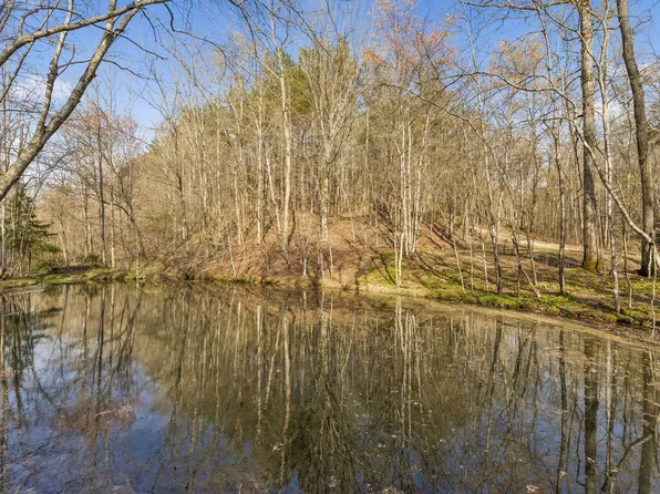 105 Sickler Rd, Hohenwald, TN 38462