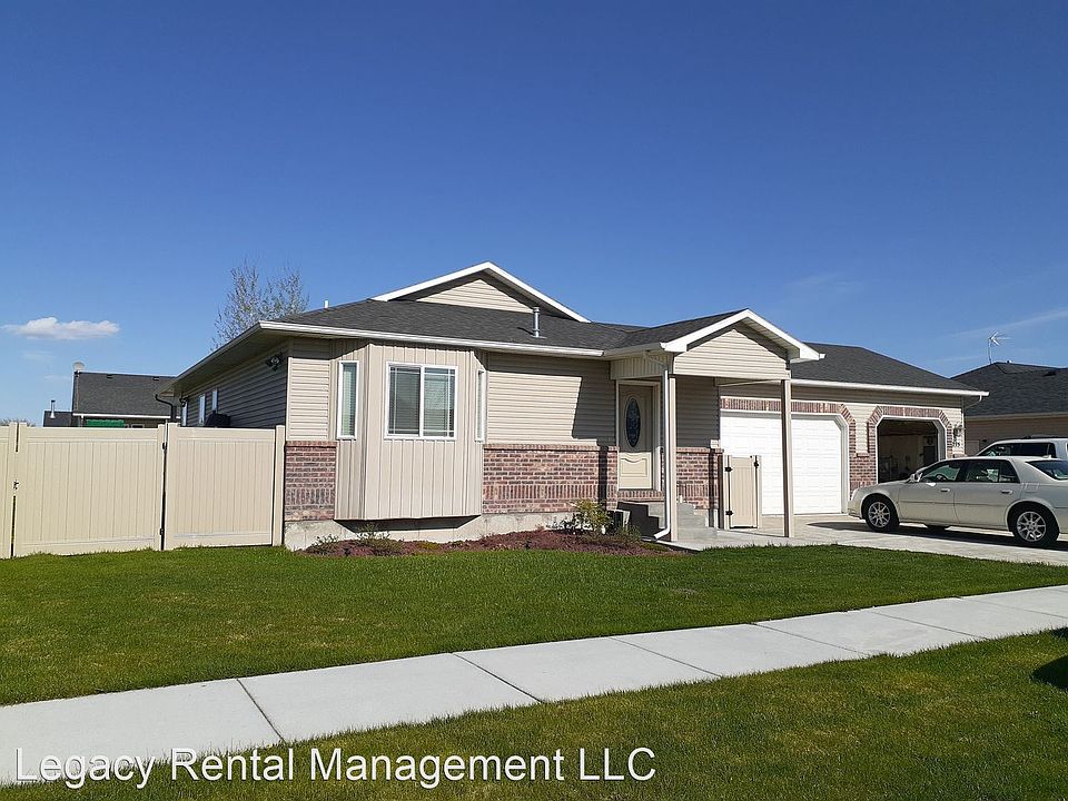1st image of 275 Seagull Dr #8543649