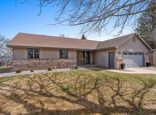 N362 Rogers Ln, Appleton, WI 54915