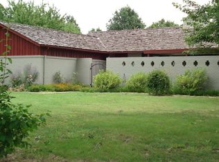 18 Fleetwood Dr, Winfield, KS 67156