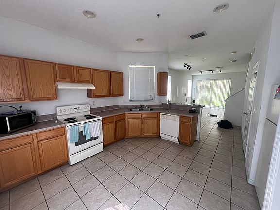 5th image of 2067 Fiesta Ridge Ct