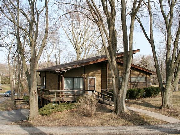 3rd image of 5014 Lorton Ave