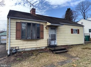 2715 Crest Ave, Bristol, PA