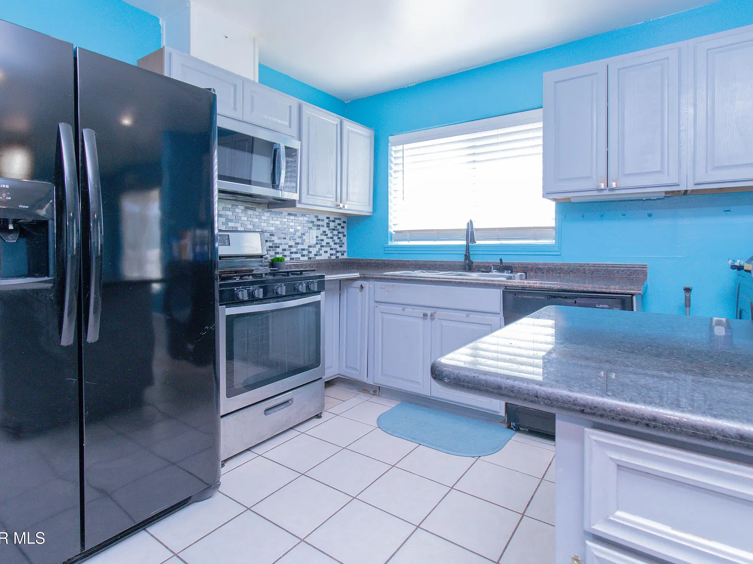3 bed, 1.5 bath, 1224 sqft, $1,600 — Photo 4