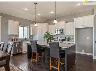 1917 Parkview Dr, Raymore, MO 64083