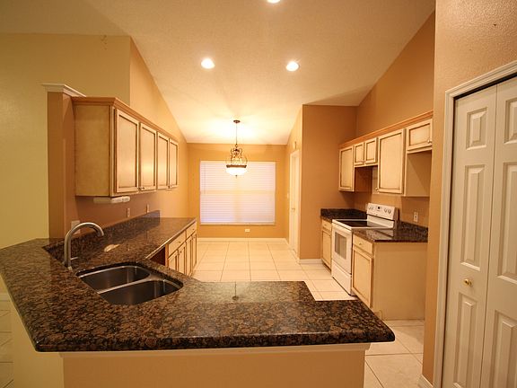 2nd image of 2478 Winfield Dr