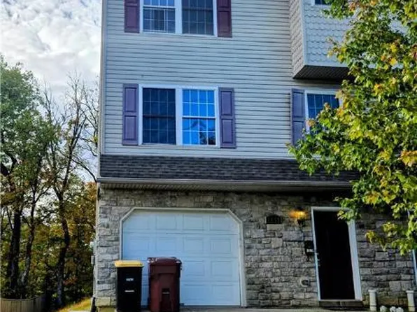 1640 Alta Dr, Whitehall, PA 18052