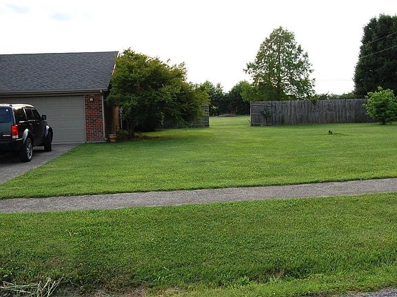 3rd image of 2358 Todd Ln