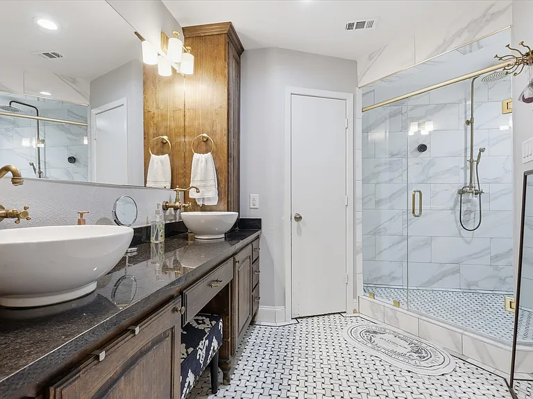 14840 Knollview Dr — Photo 33