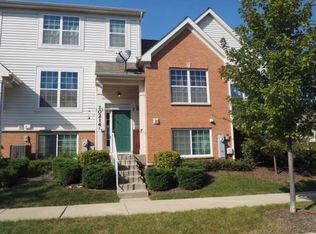 10214 Camden Ln #E, Bridgeview, IL 60455