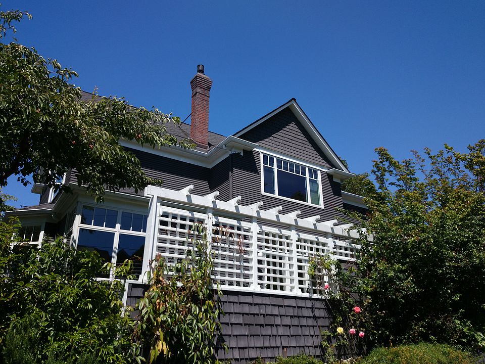2nd image of 1900 Federal Ave E