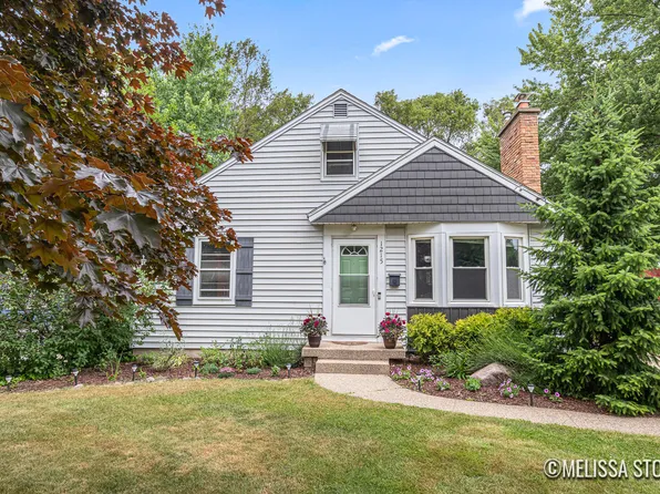 1215 Griswold St SE, Grand Rapids, MI 49507