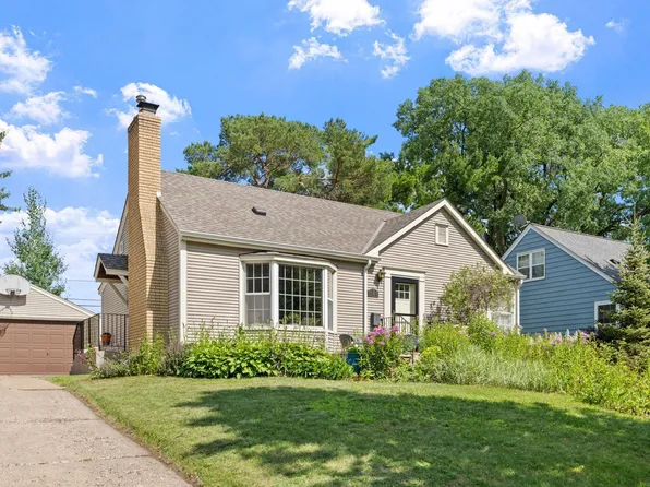 1820 Holton St, Falcon Heights, MN 55113