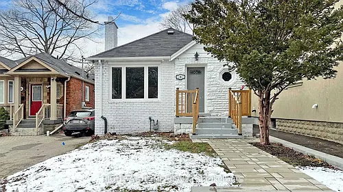 8 Airley Cres #MAIN Photo 1 8 Airley Cres #MAIN Photo 1