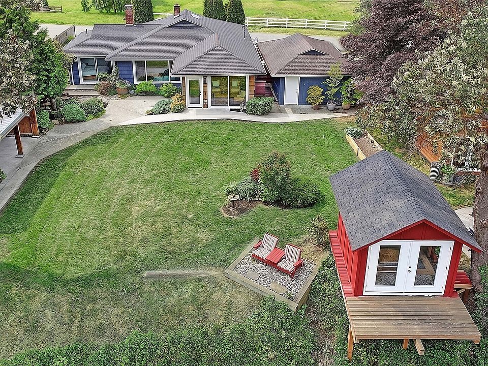 1st image of 620 Moe Road