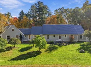 38 Country Farm Road, Stratham, NH 03885