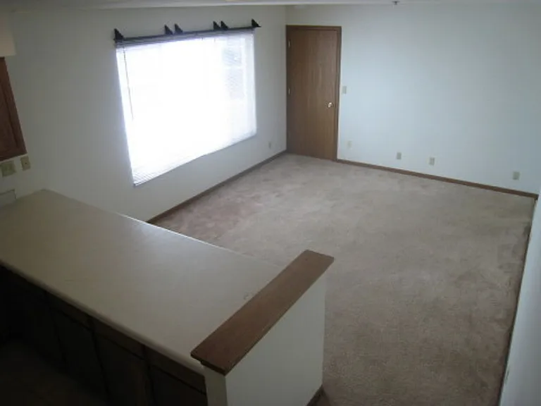 3369 & 3377 N Oakland Ave — Photo 21