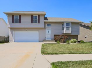 5612 Harrier Hollow Rd, Council Bluffs, IA 51501