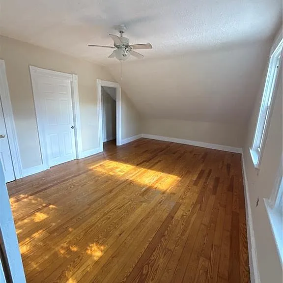 1018 Cranston St #3 — Photo 4