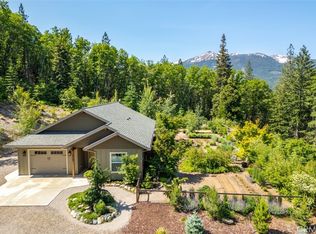 9116 Rocky Rd, Weed, CA 96094