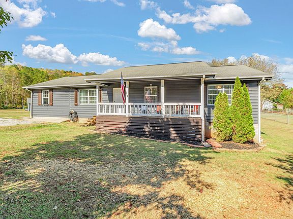 3rd image of 105 Lovin Farm Ln