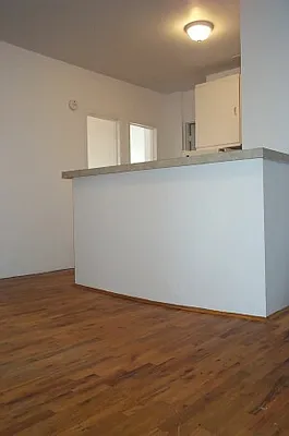 Rented by Tower Brokerage | media 35