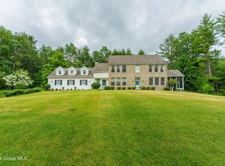 22 Summerfield Ln, Saratoga Springs, NY 12866