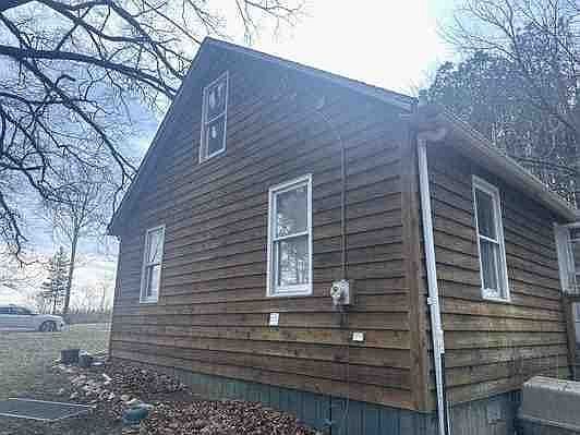 3rd image of 1522 Sports Lake Rd