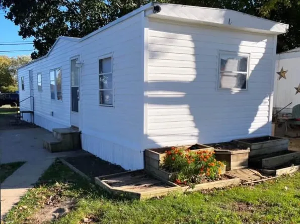 1131 S Bay Rd Trailer 84, Dover, DE 19901