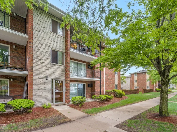 3931 W 104th St APT 3A, Chicago, IL 60655