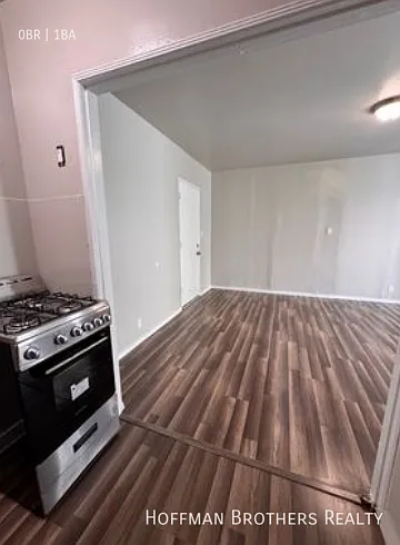 1346 Crenshaw Blvd #11 — Photo 6