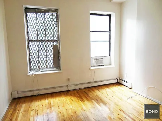 Rented by Bond New York | media 3