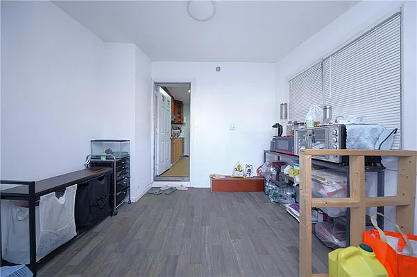 Sold by Remax Edge | media 6