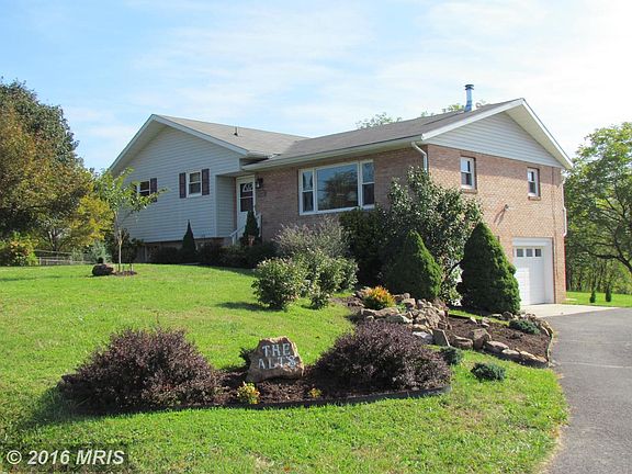 3rd image of 18618 Marion Ct