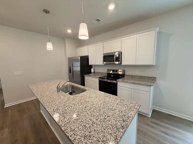 512 Outpost Way — Photo 4