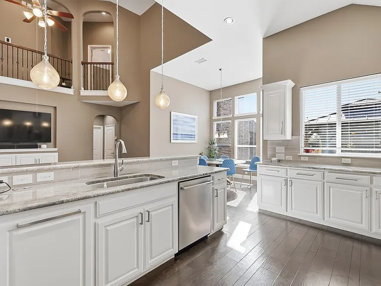 1273 Ranch Gate Ln — Photo 8