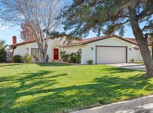 13275 Riverview Dr, Victorville, CA 92395