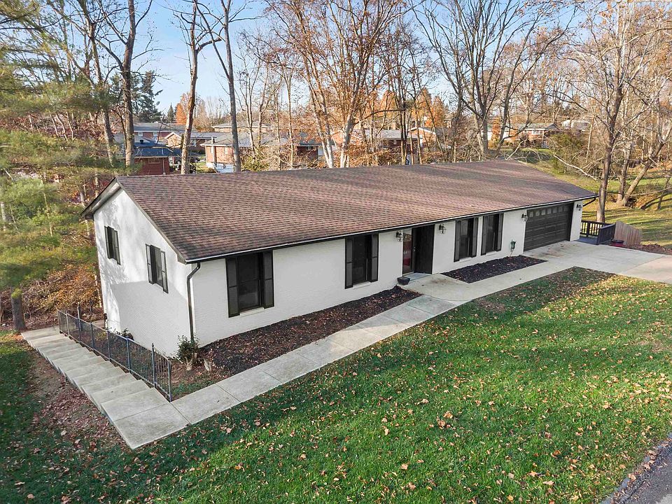 1st image of 3447 Thompson Dr