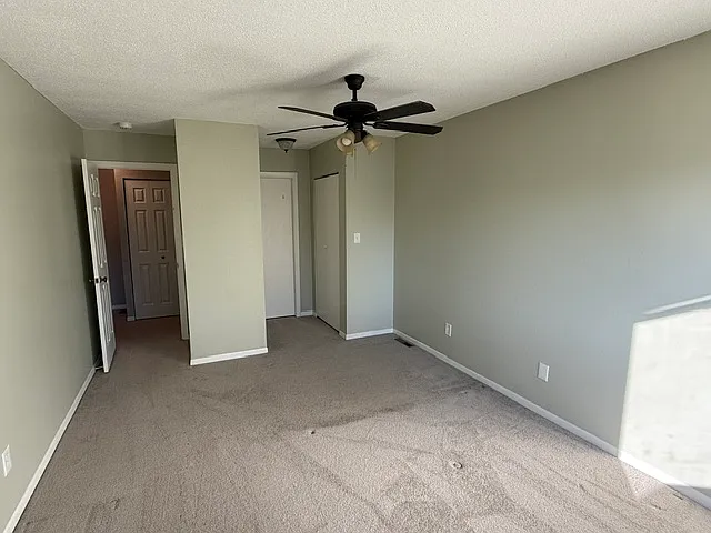 42 Peddlers Dr — Photo 10