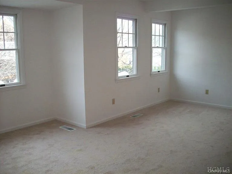 517 Half Moon Bay Dr — Photo 19