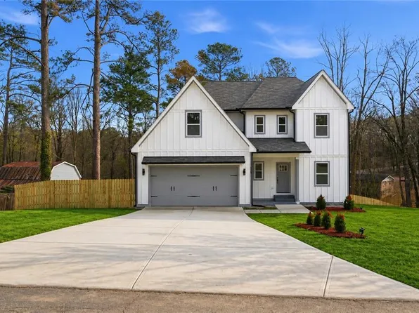 320 Hunnicutt Rd SE, Mableton, GA 30126