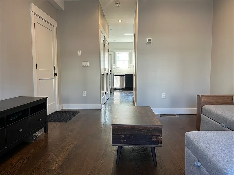 8 Chestnut Ave #1 — Photo 3
