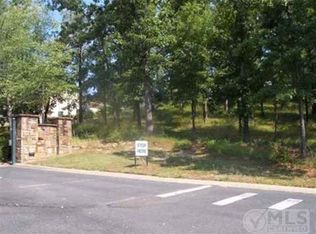13 Stonegate Shores Dr, Hot Springs, AR 71913