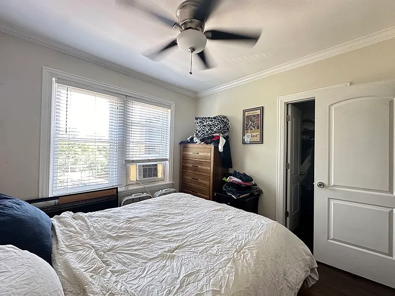 1415 W Hutchinson St #4 — Photo 16