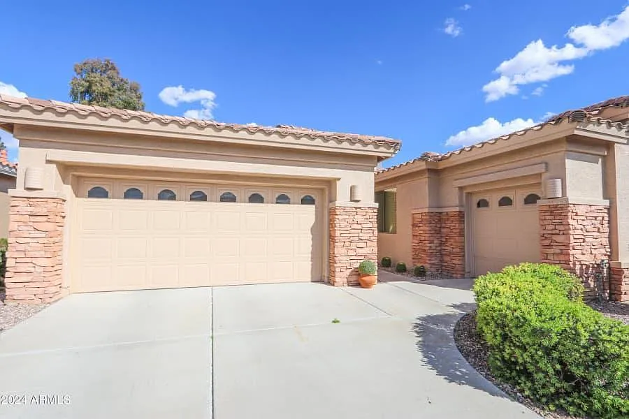 25115 S Golfview Dr