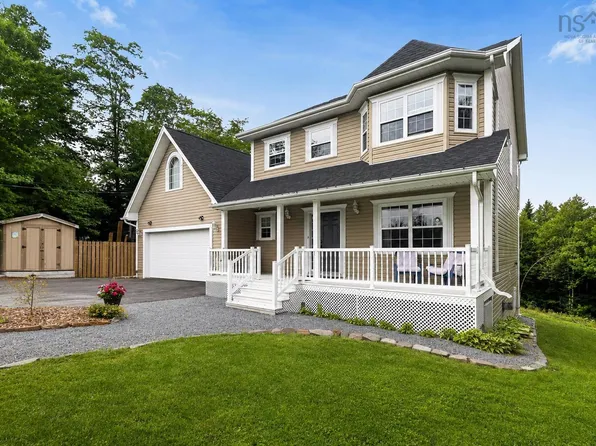 110 Gleneagles Dr, Hammonds Plains, NS B4B 1V8