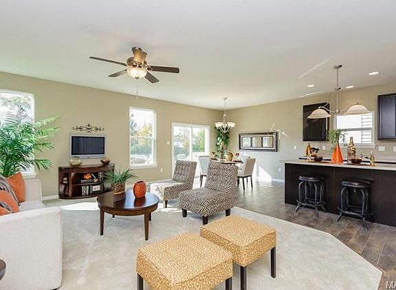 Great Room into the Kitchen