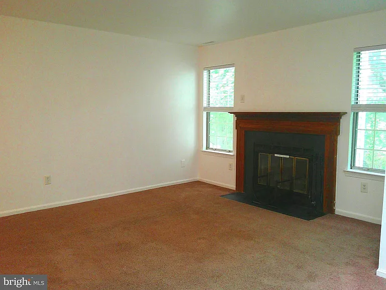 308 Diamond Dr — Photo 7