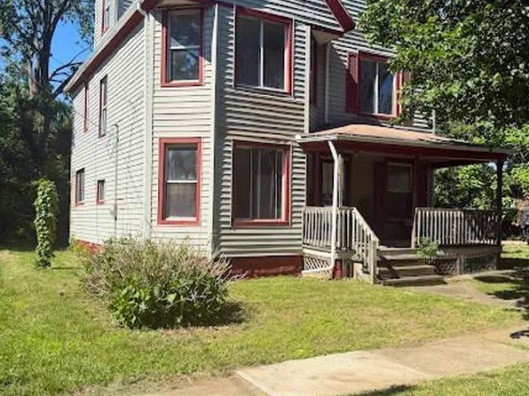 15007 Cardinal Ave, Cleveland, OH 44110