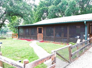 858 N Riverview Ln, Mountain View, AR 72560